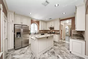 12827 Lindsey Ln, Stafford, TX 77477 - Photo 8