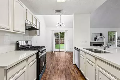 4406 Alamo Avenue, Sugar Land, TX 77479 - Photo 10