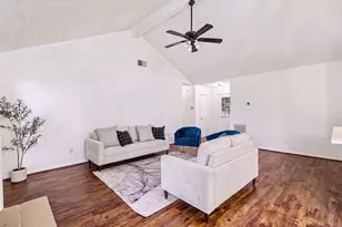 4406 Alamo Ave, Sugar Land, TX 77479 - Photo 6