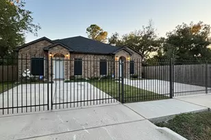 7980 Ethel St, Houston, TX 77028 - Photo 2