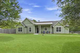 9937 Chestnut Ct, Montgomery, TX 77316 - Photo 1