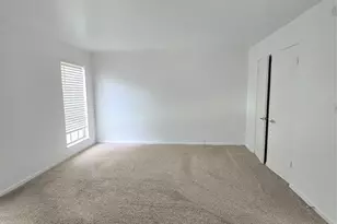 5353 Dora St, Houston, TX 77005 - Photo 8