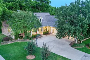 127 Anna Springs Ln, Montgomery, TX 77356 - Photo 2