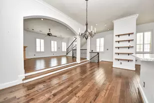 710 Jackson Hill St, Houston, TX 77007 - Photo 12
