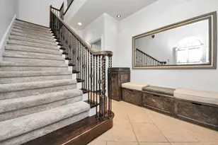 710 Jackson Hill St, Houston, TX 77007 - Photo 4