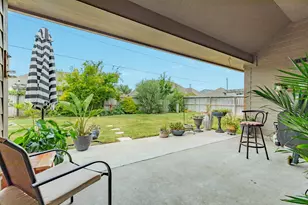 60 Dove Tree Ct, Lake Jackson, TX 77566 - Photo 26