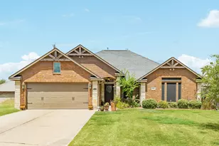 60 Dove Tree Ct, Lake Jackson, TX 77566 - Photo 1