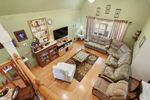 1615 Ambar St, El Campo, TX 77437 - Photo 8