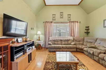 1615 Ambar Street, El Campo, TX 77437 - Photo 4