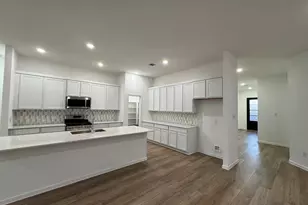 9107 Long Fin Dr, Baytown, TX 77521 - Photo 12