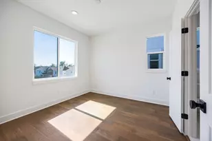 303 Marcella St, Houston, TX 77091 - Photo 18