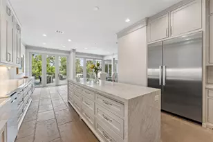 7 Marilane St, Houston, TX 77007 - Photo 12