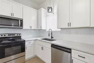 405 Clearwater St, Houston, TX 77029 - Photo 8