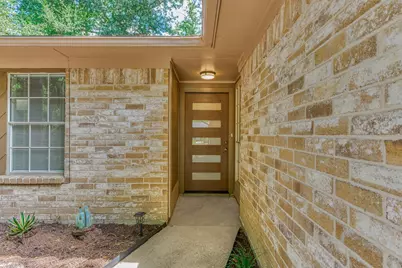 26 W Broken Oak Court, The Woodlands, TX 77381 - Photo 6
