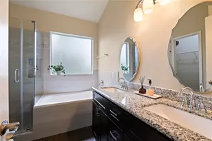 6704 Hidden Colony Ln, Dickinson, TX 77539 - Photo 12