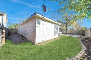 7439 Kite Hill Dr, Houston, TX 77041 - Photo 6