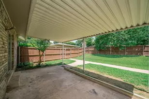 317 E Robinwood, White Oak, TX 75693 - Photo 30