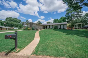 317 E Robinwood, White Oak, TX 75693 - Photo 2
