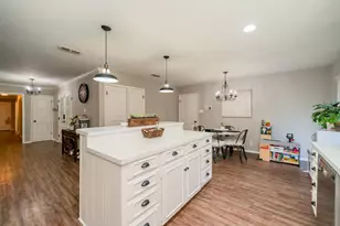 317 E Robinwood, White Oak, TX 75693 - Photo 20