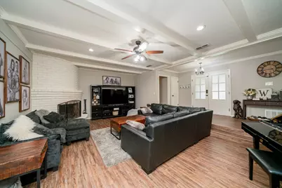 317 E Robinwood, White Oak, TX 75693 - Photo 12