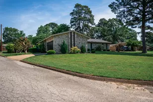317 E Robinwood, White Oak, TX 75693 - Photo 4