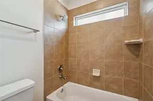 5402 Jonathan Ln, Houston, TX 77011 - Photo 4