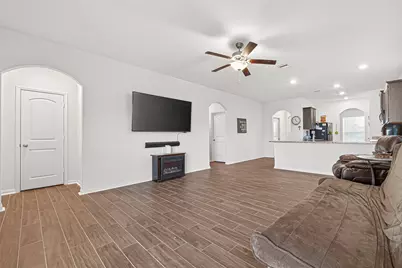 15315 Crescent Brookfield Drive, Humble, TX 77396 - Photo 8