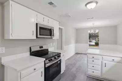 10023 Peachridge Drive, Houston, TX 77070 - Photo 10