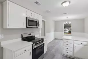 10023 Peachridge Dr, Houston, TX 77070 - Photo 10