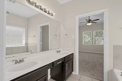 10715 Wall Fern Way, Houston, TX 77034 - Photo 18