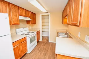 1308 Jacksonville Dr, Jacksonville, TX 75766 - Photo 8