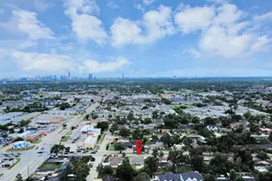 7906 Hammerly Blvd, Houston, TX 77055 - Photo 42