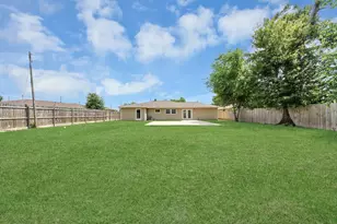 7906 Hammerly Blvd, Houston, TX 77055 - Photo 40