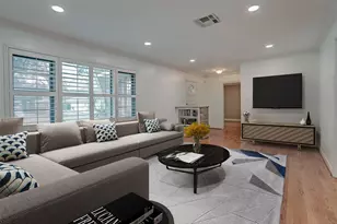 9917 Cedardale Dr, Houston, TX 77055 - Photo 6