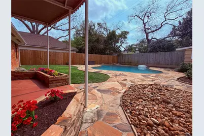 9917 Cedardale Drive, Houston, TX 77055 - Photo 20