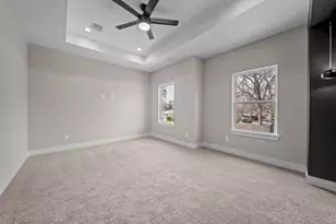 415 Neyland St, Houston, TX 77022 - Photo 8