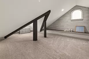 717 W 30th St, Houston, TX 77018 - Photo 26