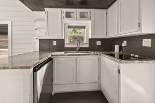 717 W 30th St, Houston, TX 77018 - Photo 36