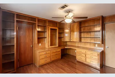 2007 S Rayburn Court, Pasadena, TX 77502 - Photo 8