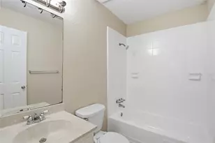 6122 S Greenpark Dr, Houston, TX 77072 - Photo 14