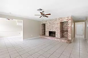6122 S Greenpark Dr, Houston, TX 77072 - Photo 2