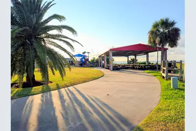 1318 Outrigger, Tiki Island, TX 77554 - Photo 10