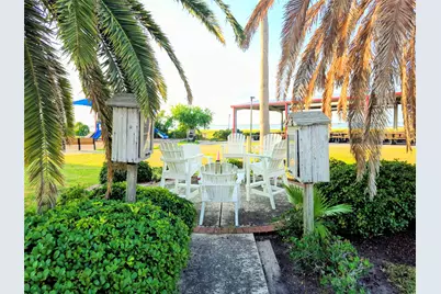 1318 Outrigger, Tiki Island, TX 77554 - Photo 8