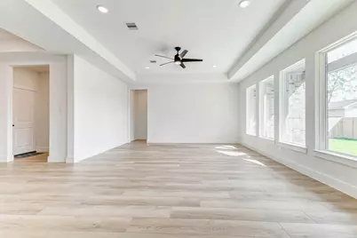 414 Texas Avenue, Arcola, TX 77583 - Photo 6