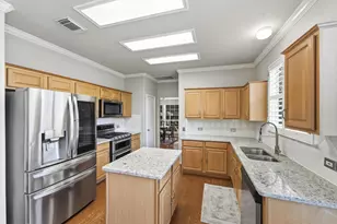2426 Mills Creek Dr, Houston, TX 77339 - Photo 14