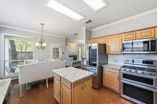 2426 Mills Creek Dr, Houston, TX 77339 - Photo 14
