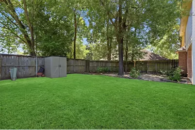 2426 Mills Creek Drive, Houston, TX 77339 - Photo 32