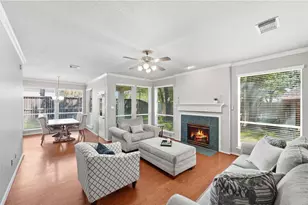 2426 Mills Creek Dr, Houston, TX 77339 - Photo 12
