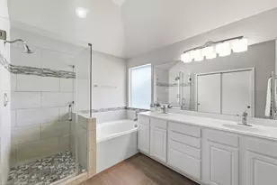 2426 Mills Creek Dr, Houston, TX 77339 - Photo 24