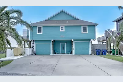 1682 Blue Water Drive Drive, Freeport, TX 77541 - Photo 4